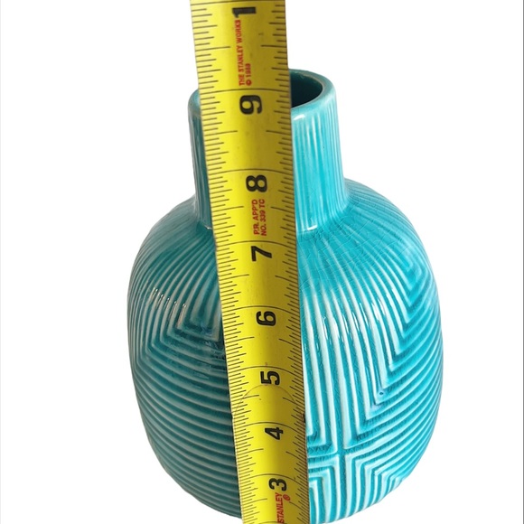 - Vace - Picture 2 of 4